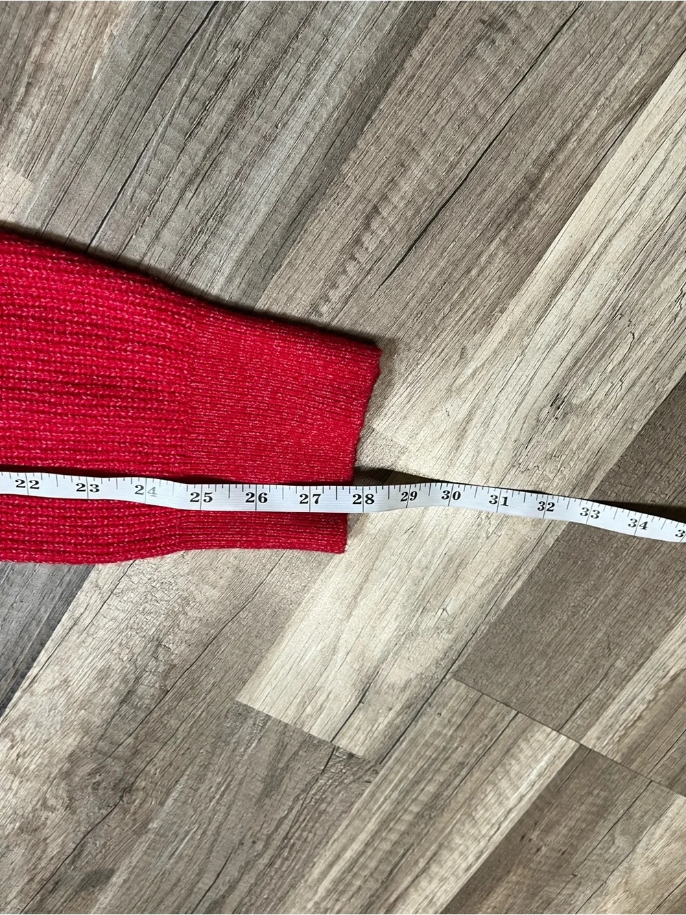 Old Navy Women's Bright Red V-Neck Sweater Size Large